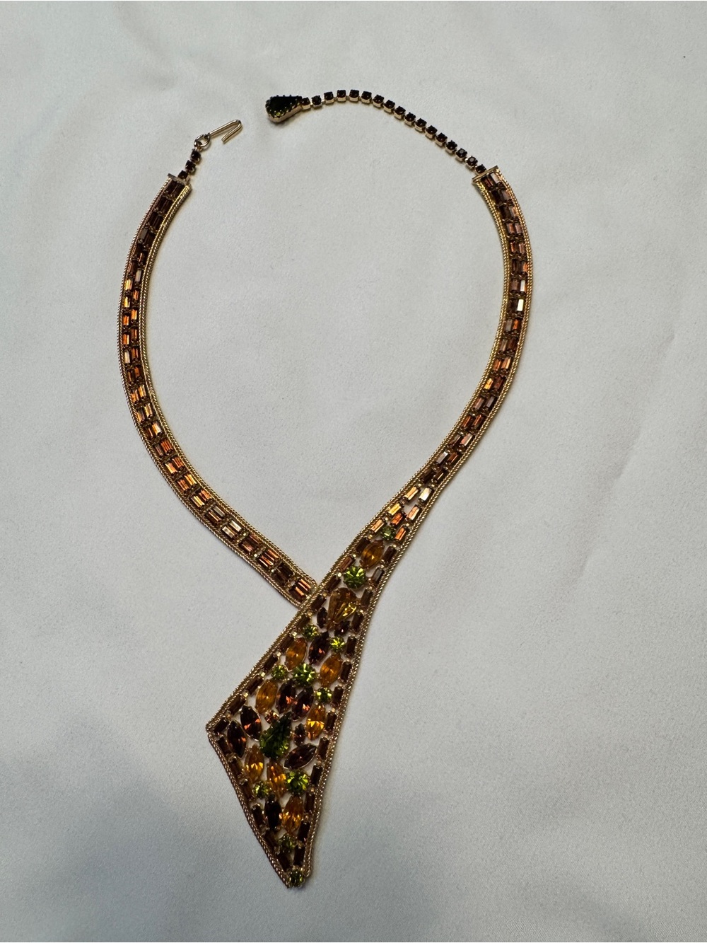 Hobe 1950’s necklace